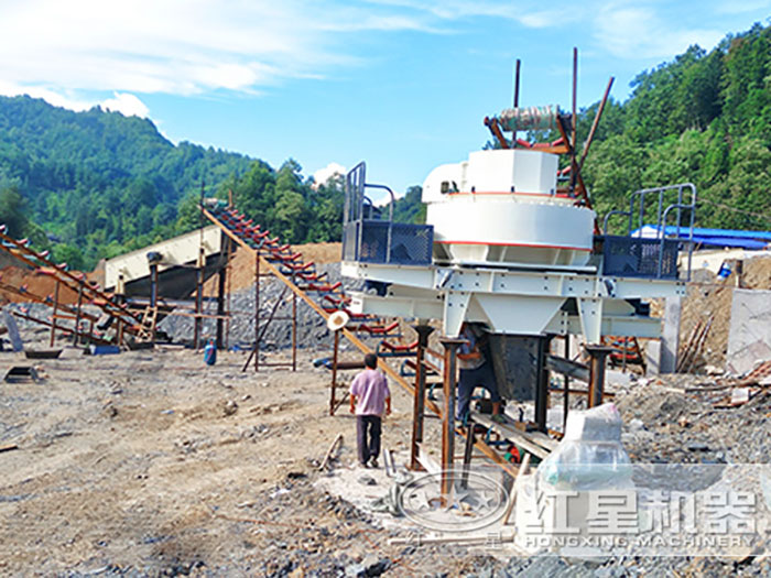 福建花岗岩打砂生产线正在安装中