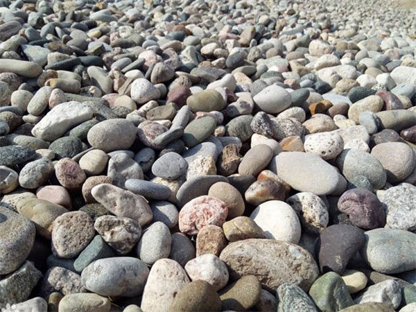 鹅卵石、沙流子、小石头一小时100吨可用哪些制砂机
